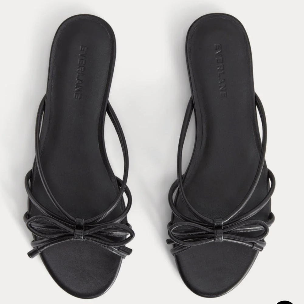 🆕EVERLANE The Bow Sandal